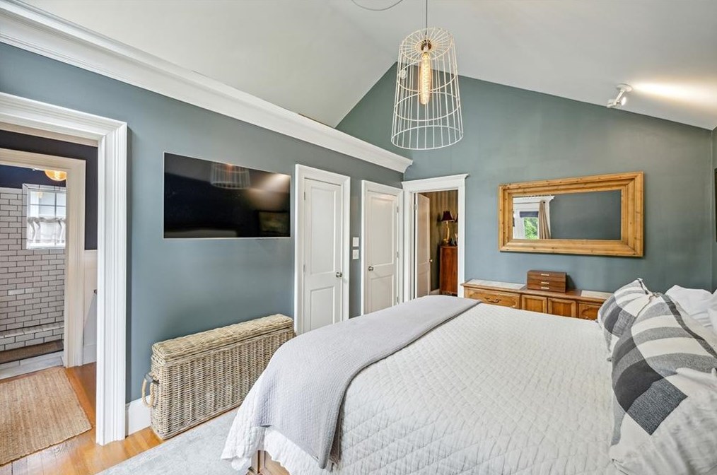 933 Church St, Decatur GA 30030-1527 exterior