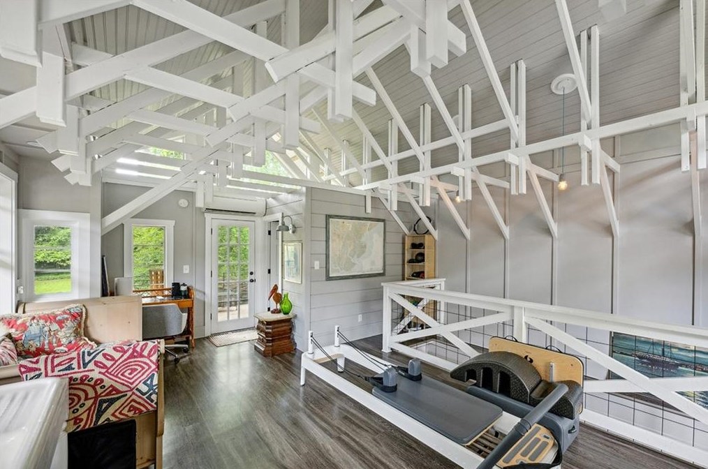 933 Church St, Decatur GA 30030-1527 exterior