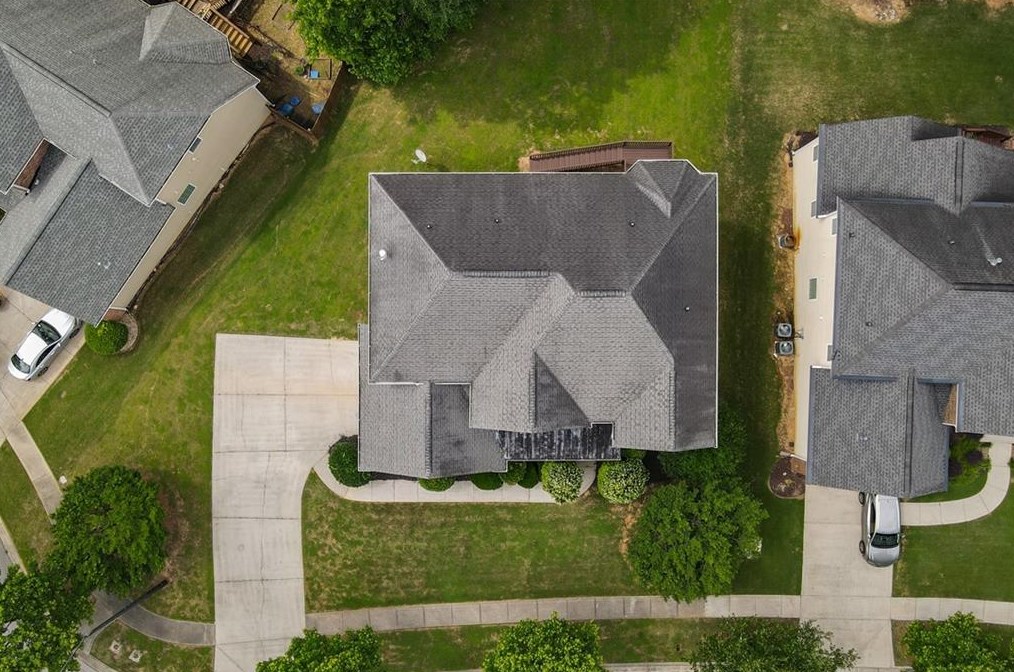 5481 The Vyne Ave, Atlanta GA  30349-8736 exterior