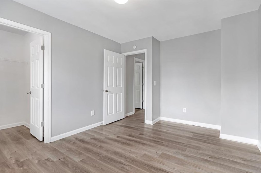 5481 The Vyne Ave, Atlanta GA  30349-8736 exterior