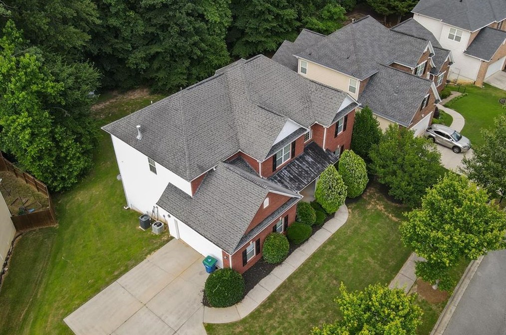 5481 The Vyne Ave, Atlanta GA  30349-8736 exterior