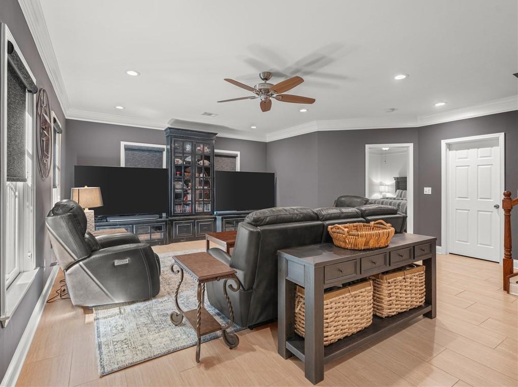 10280 Mdw Crst Ln, Alpharetta GA 30022-5085 exterior