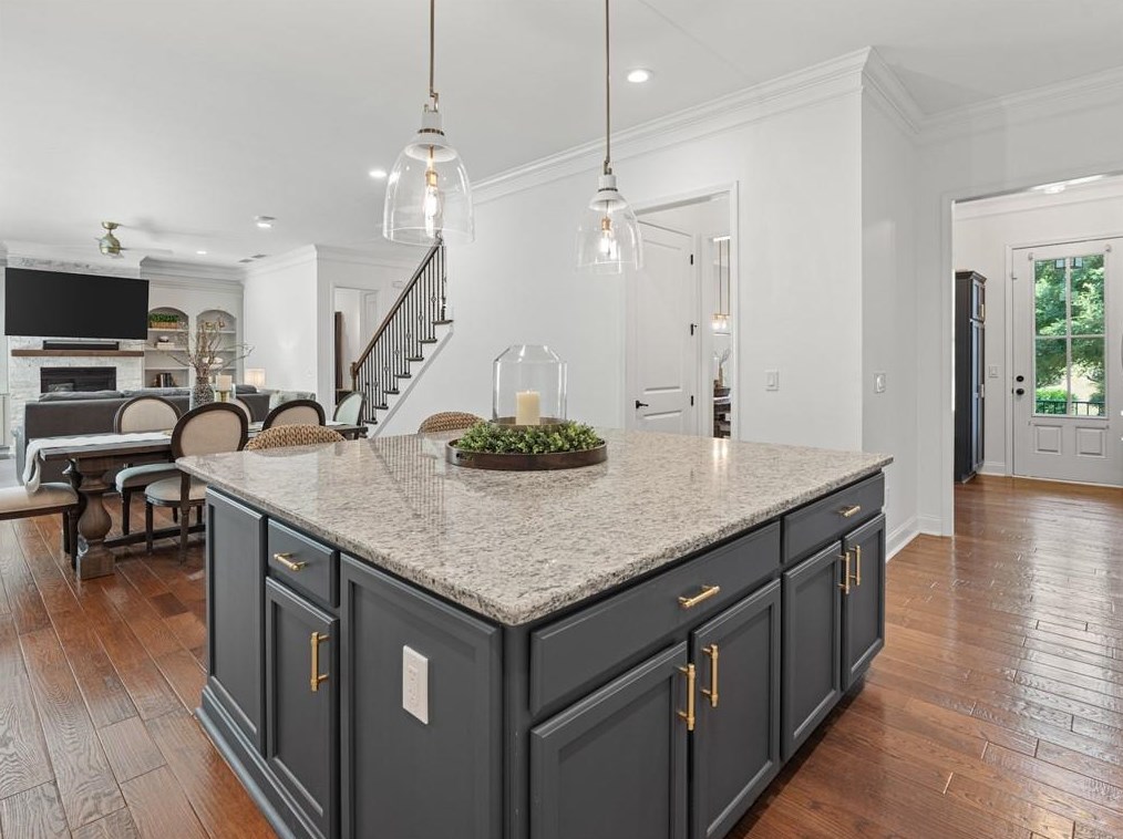 10280 Mdw Crst Ln, Alpharetta GA 30022-5085 exterior