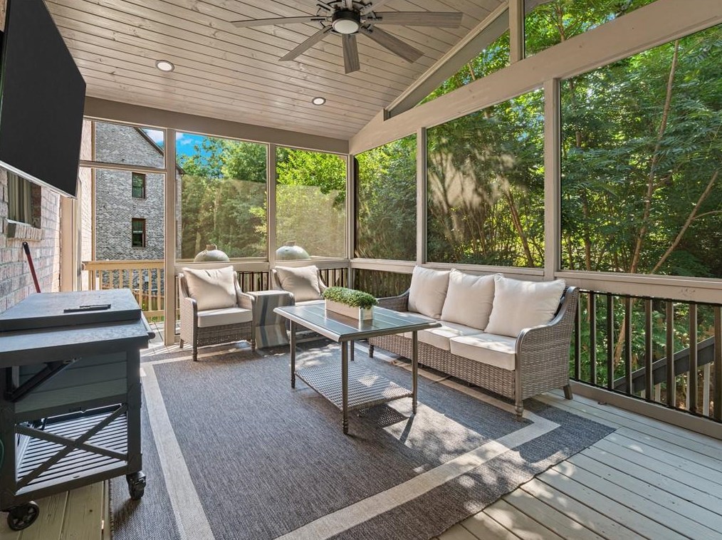 10280 Mdw Crst Ln, Alpharetta GA 30022-5085 exterior