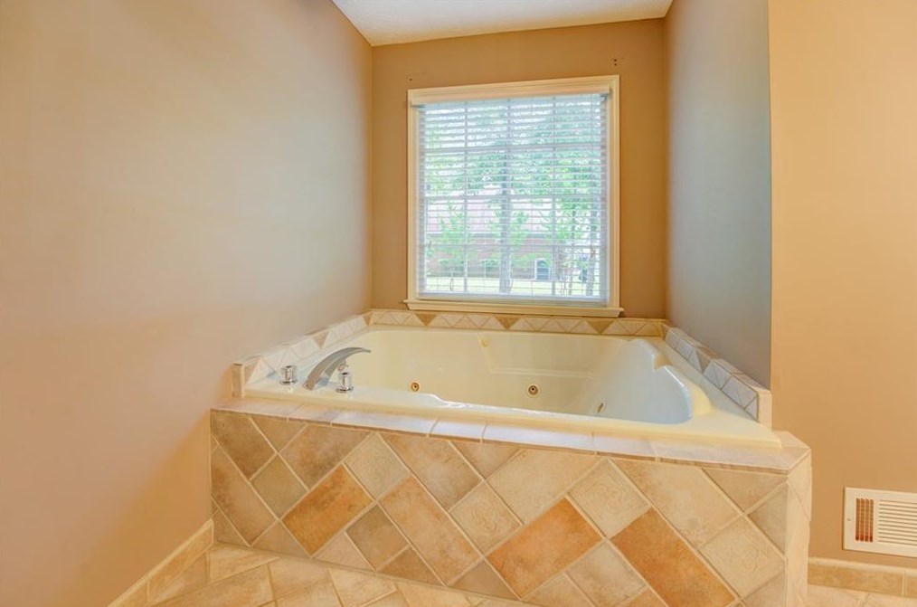 5277 Shr Dr, Conyers GA  30094-4715 exterior
