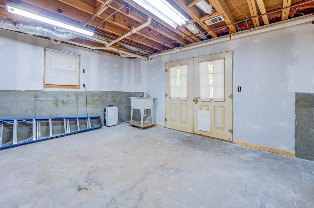 5277 Shr Dr, Conyers GA  30094-4715 exterior