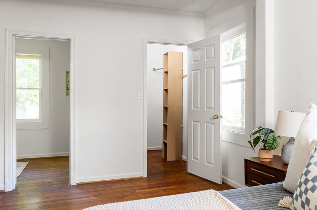 50 Carter Ave, Atlanta GA  30317-2801 exterior
