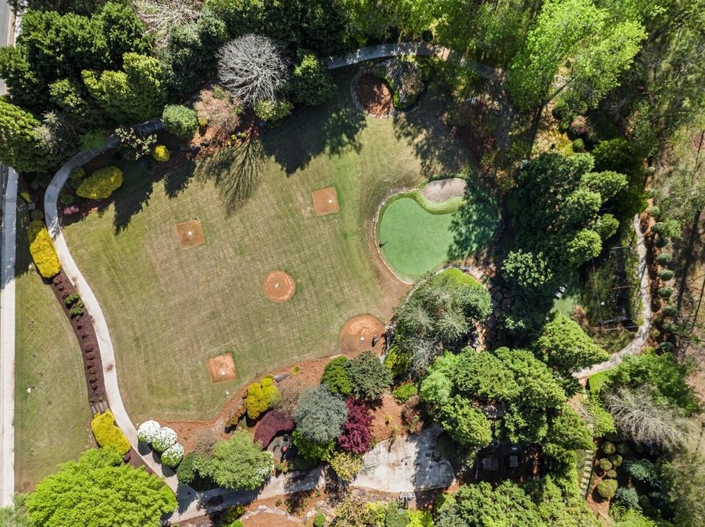 2985 Mnr Brg Dr, Alpharetta GA 30004-8813 exterior