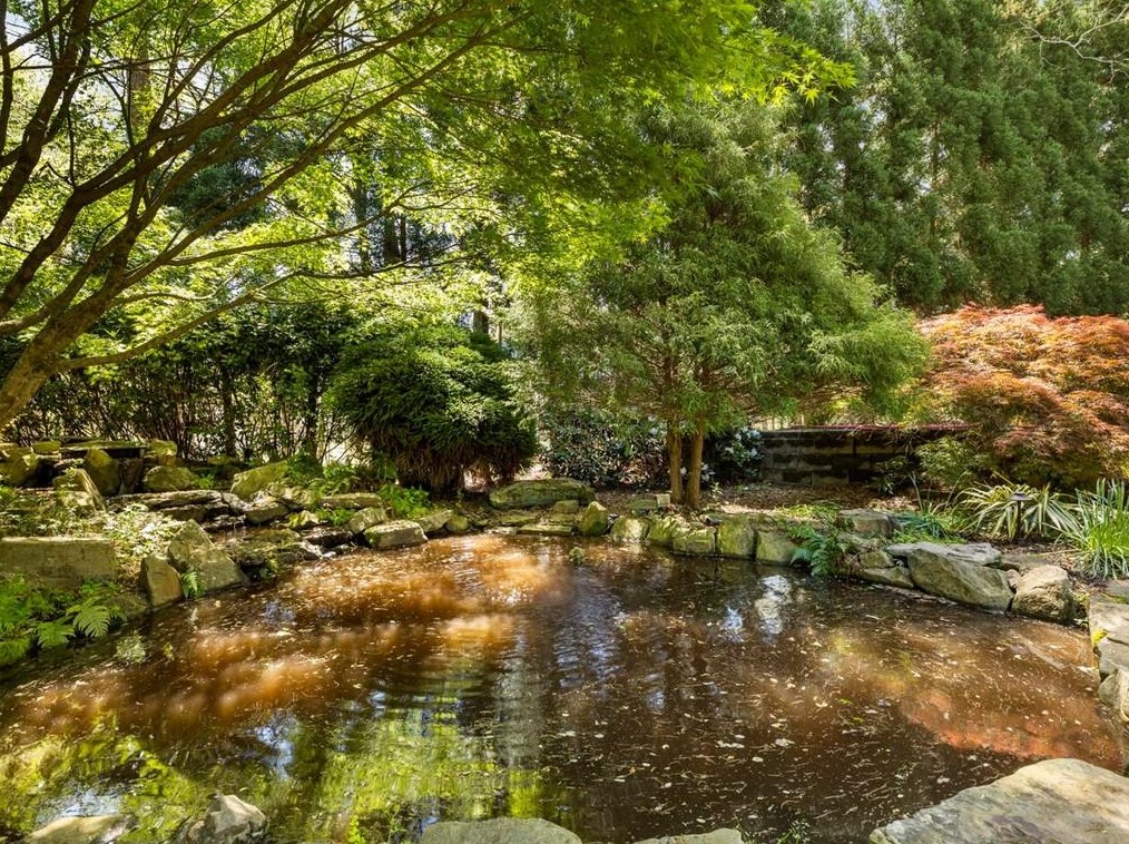 2985 Mnr Brg Dr, Alpharetta GA 30004-8813 exterior