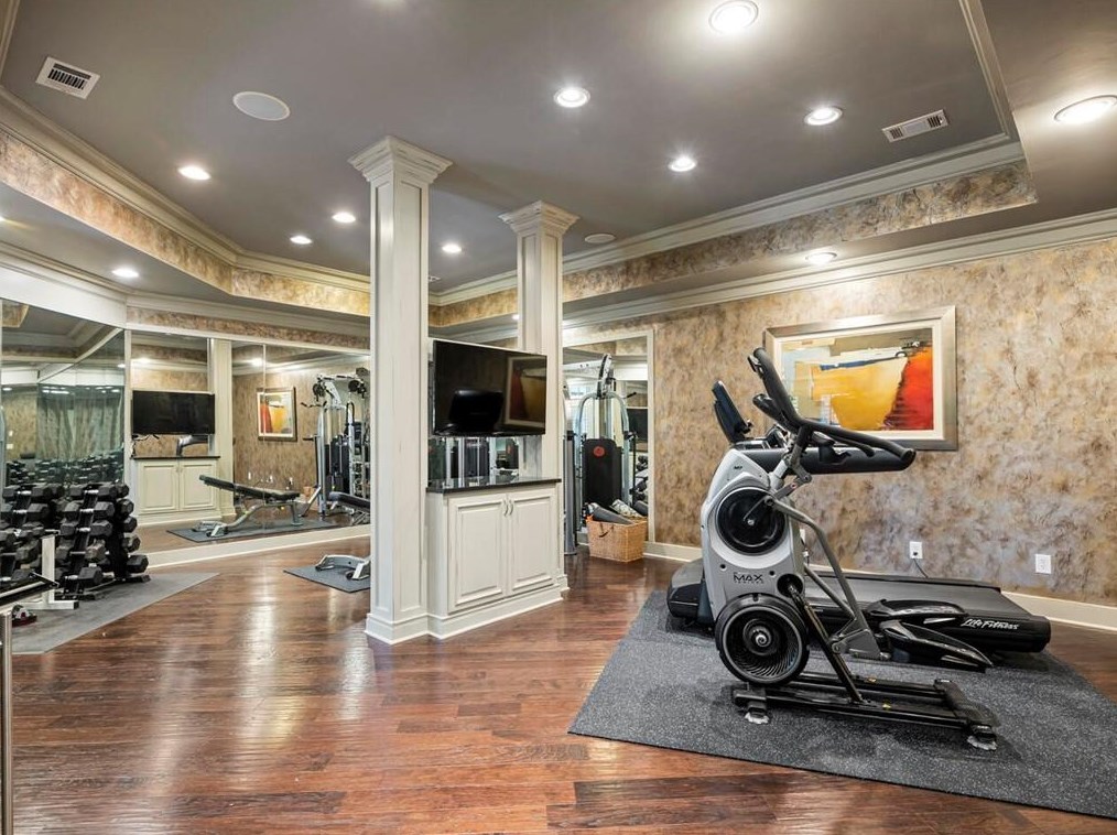 2985 Mnr Brg Dr, Alpharetta GA 30004-8813 exterior