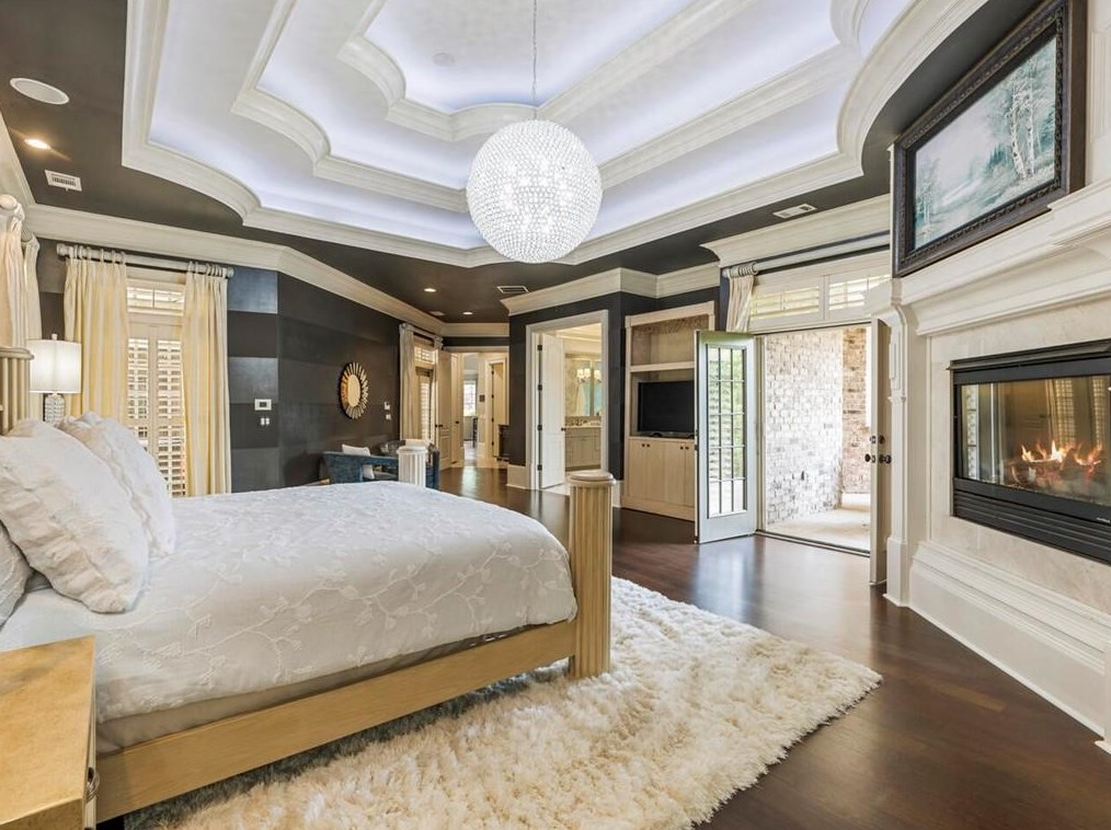 2985 Mnr Brg Dr, Alpharetta GA 30004-8813 exterior