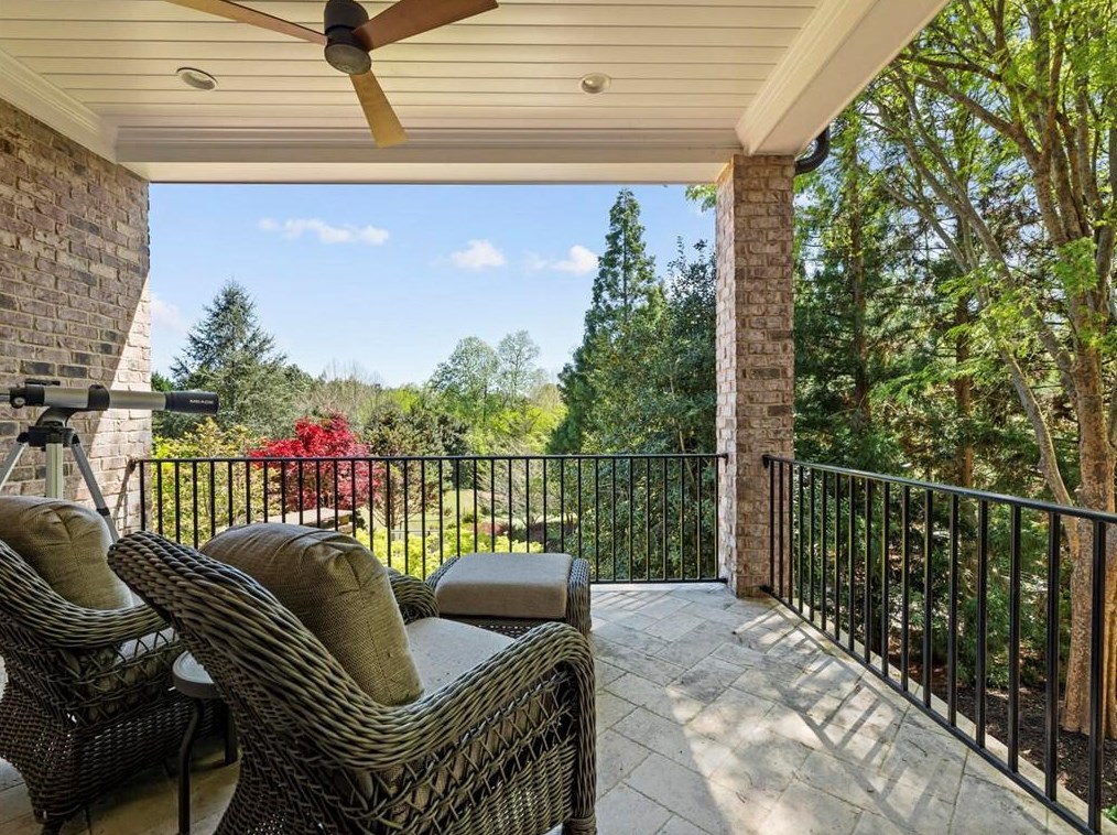 2985 Mnr Brg Dr, Alpharetta GA 30004-8813 exterior