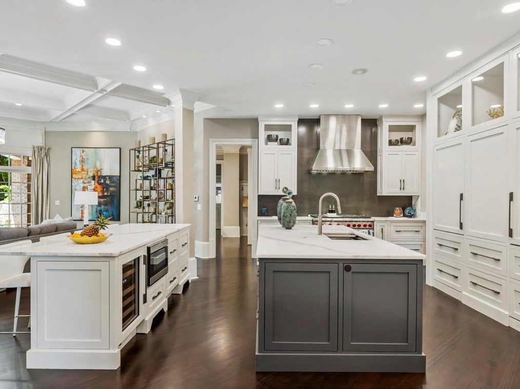 2985 Mnr Brg Dr, Alpharetta GA 30004-8813 exterior