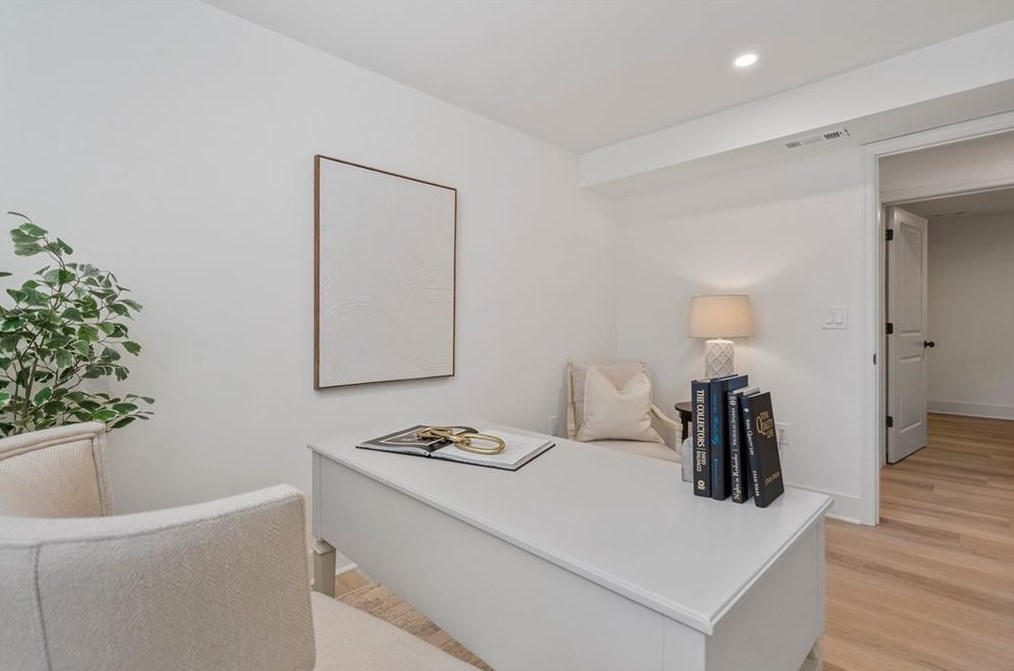 4775 Brinkley Ln, Atlanta GA 30342-2703 exterior