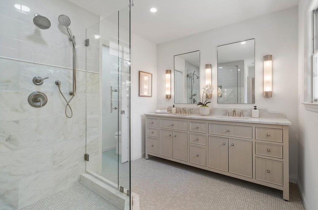 4775 Brinkley Ln, Atlanta GA 30342-2703 exterior