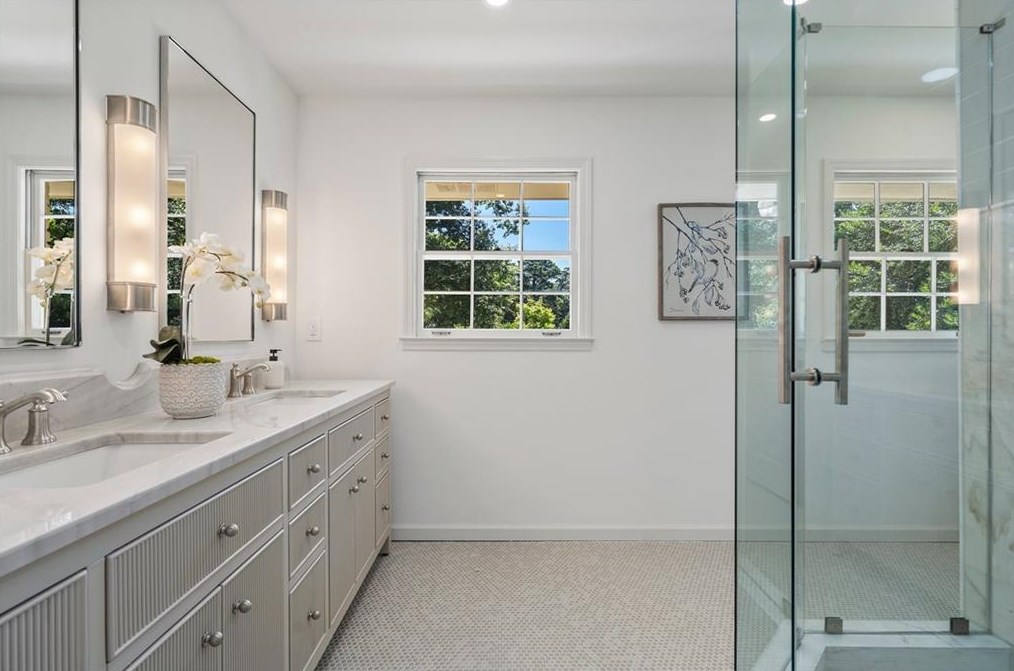 4775 Brinkley Ln, Atlanta GA 30342-2703 exterior