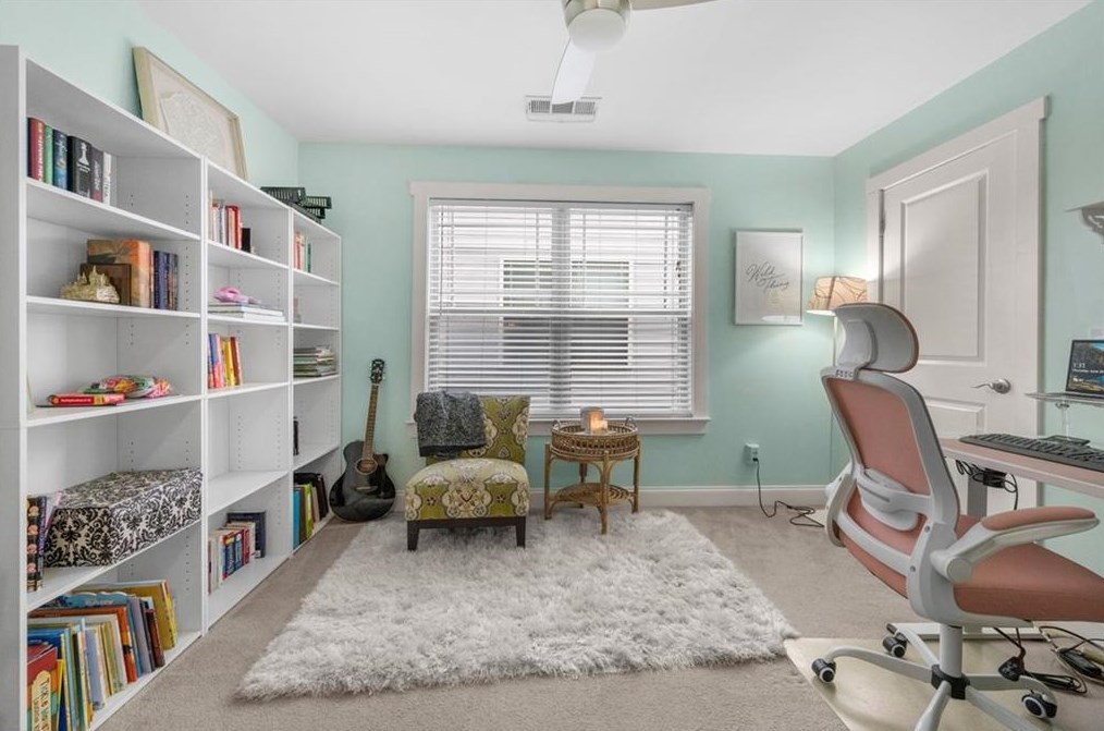2068 Hatteras Way, Atlanta GA  30318-1083 exterior