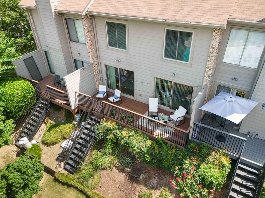 3631 Stonewall Dr, Atlanta GA  30339-3357 exterior