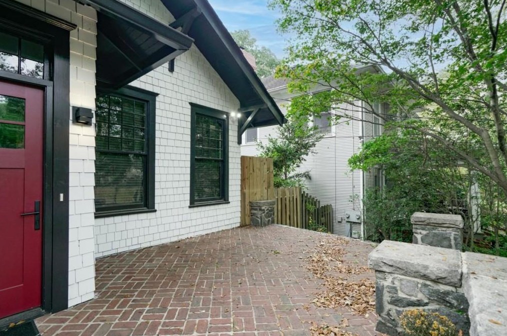 747 Myrtle St, Atlanta GA  30308-1402 exterior
