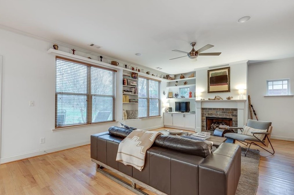 225 Murray Hl Ave, Atlanta GA 30317-1346 exterior