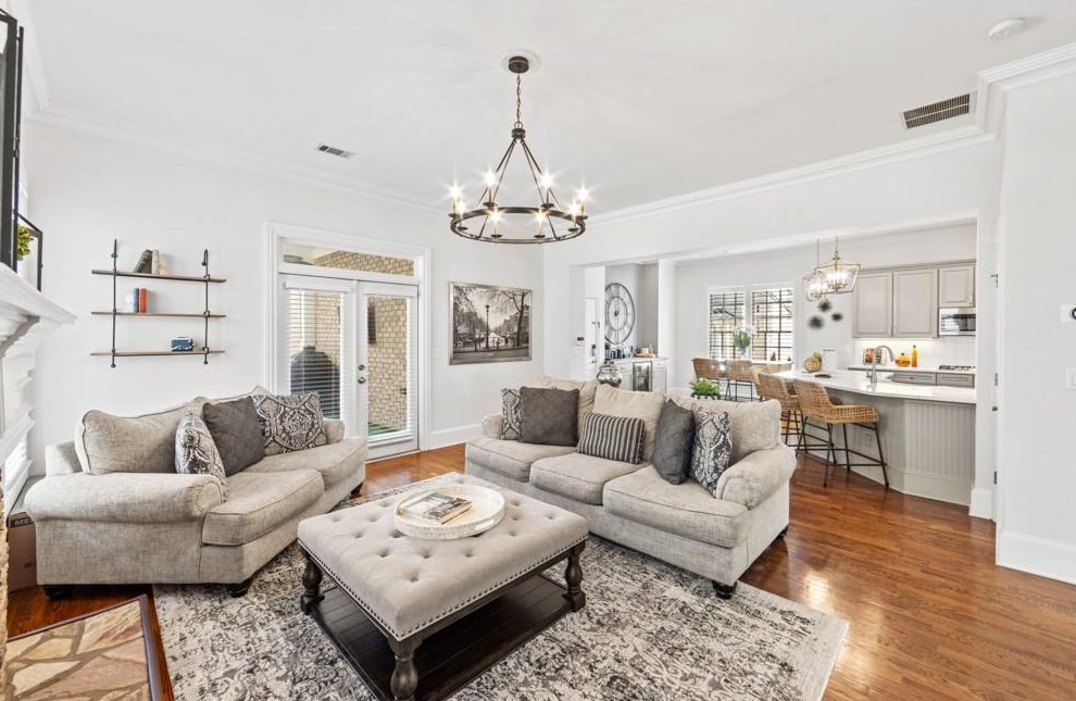 2080 Arminda Ct, Alpharetta GA  30022-1591 exterior