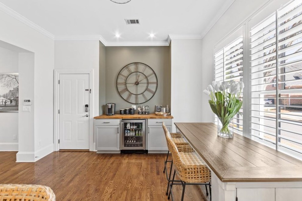 2080 Arminda Ct, Alpharetta GA  30022-1591 exterior