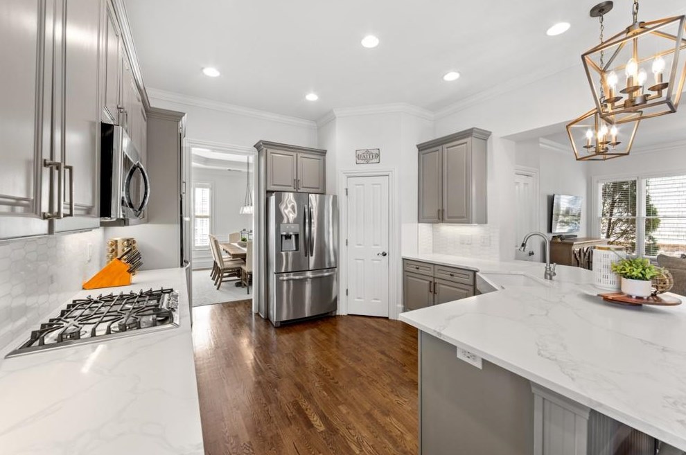 2080 Arminda Ct, Alpharetta GA  30022-1591 exterior