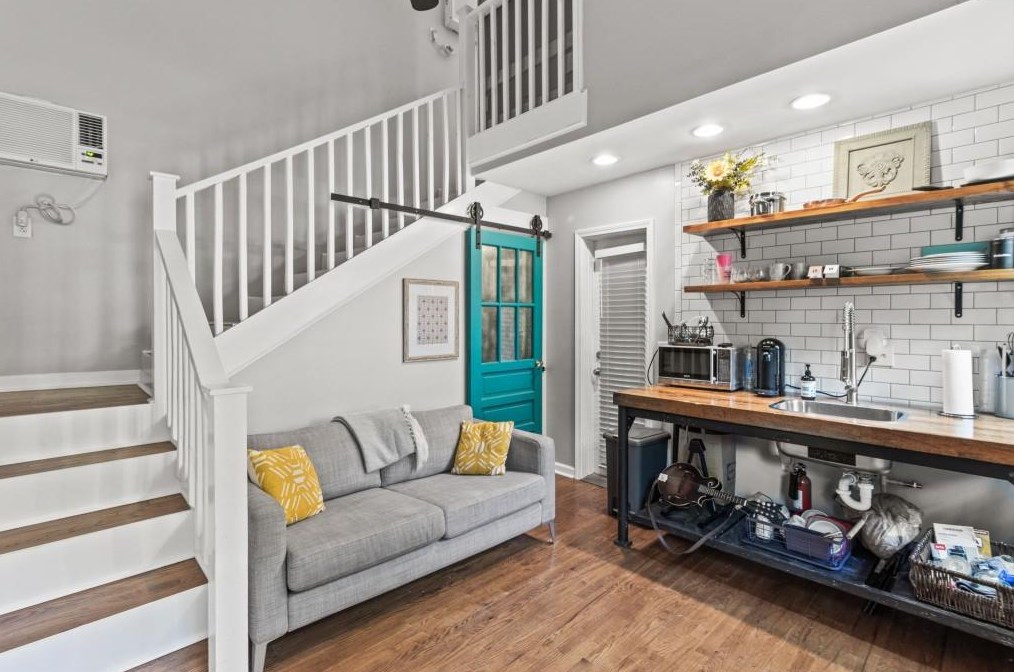 1213 Milton Ter, Atlanta GA 30315-2413 exterior