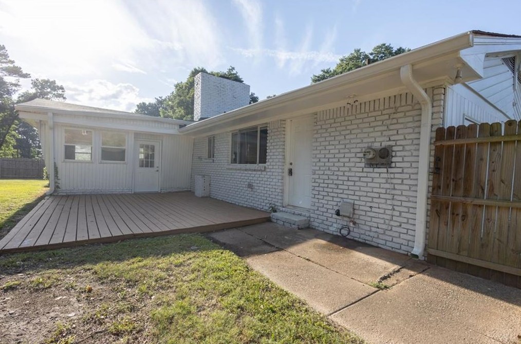 4065 May Apple Ct, Decatur GA  30034-3530 exterior