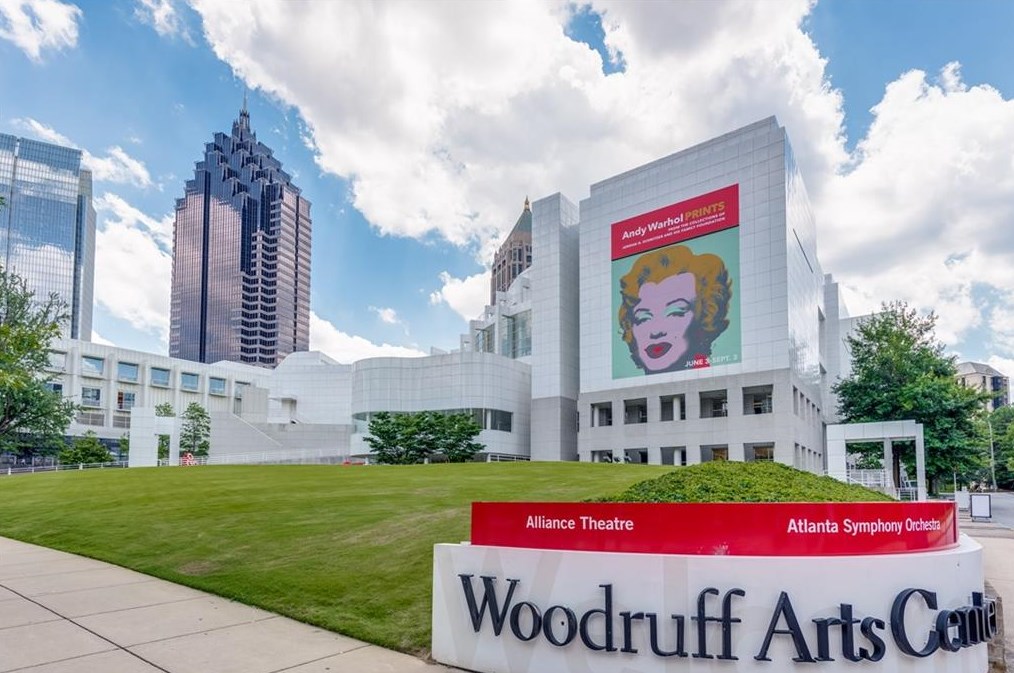746 Wildwood Rd, Atlanta GA  30324-4943 exterior