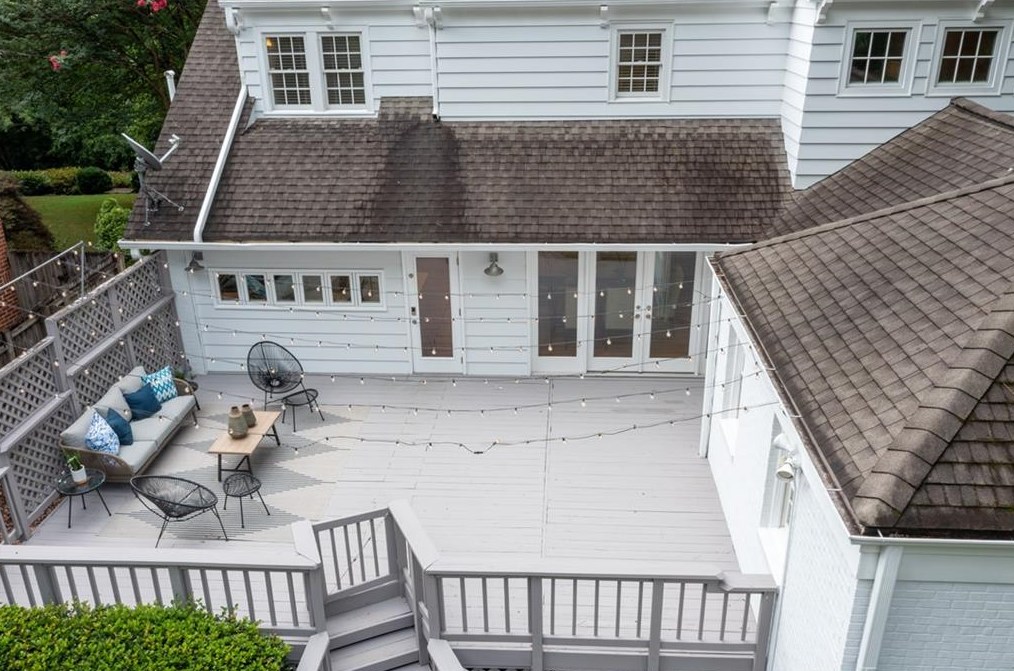 746 Wildwood Rd, Atlanta GA  30324-4943 exterior