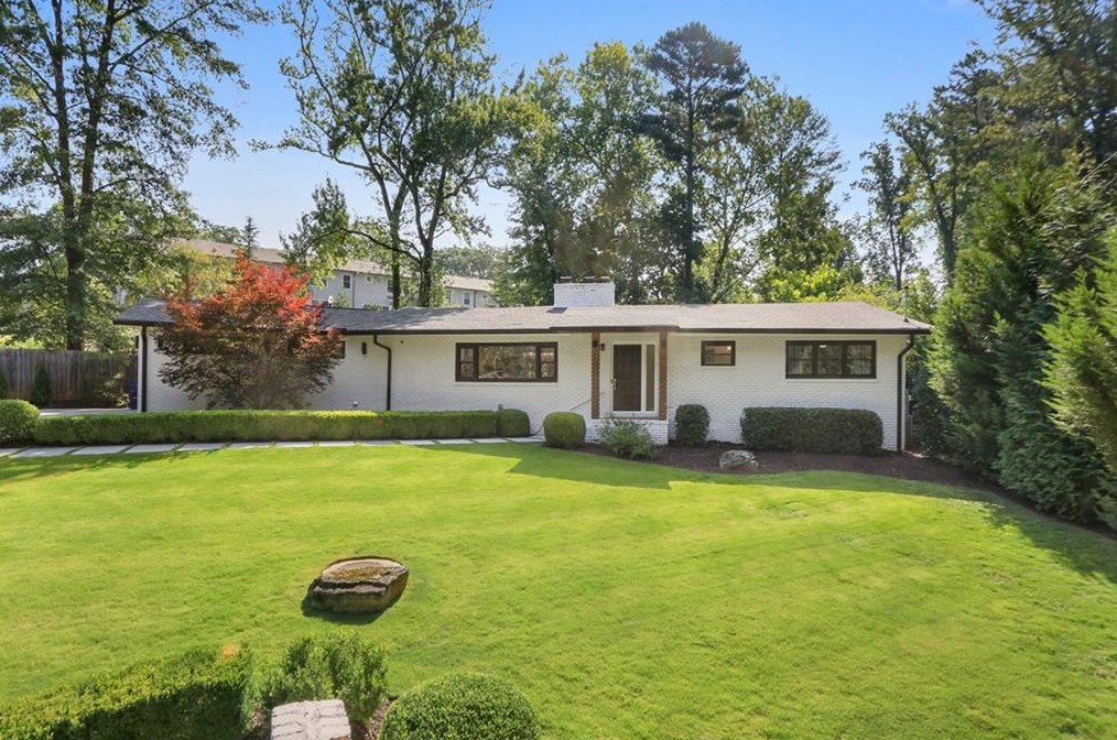 1798 Holly Ln, Atlanta GA  30329-3524 exterior