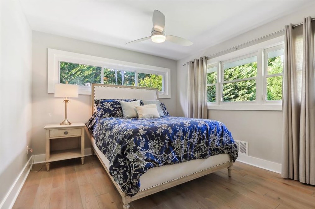 1798 Holly Ln, Atlanta GA  30329-3524 exterior