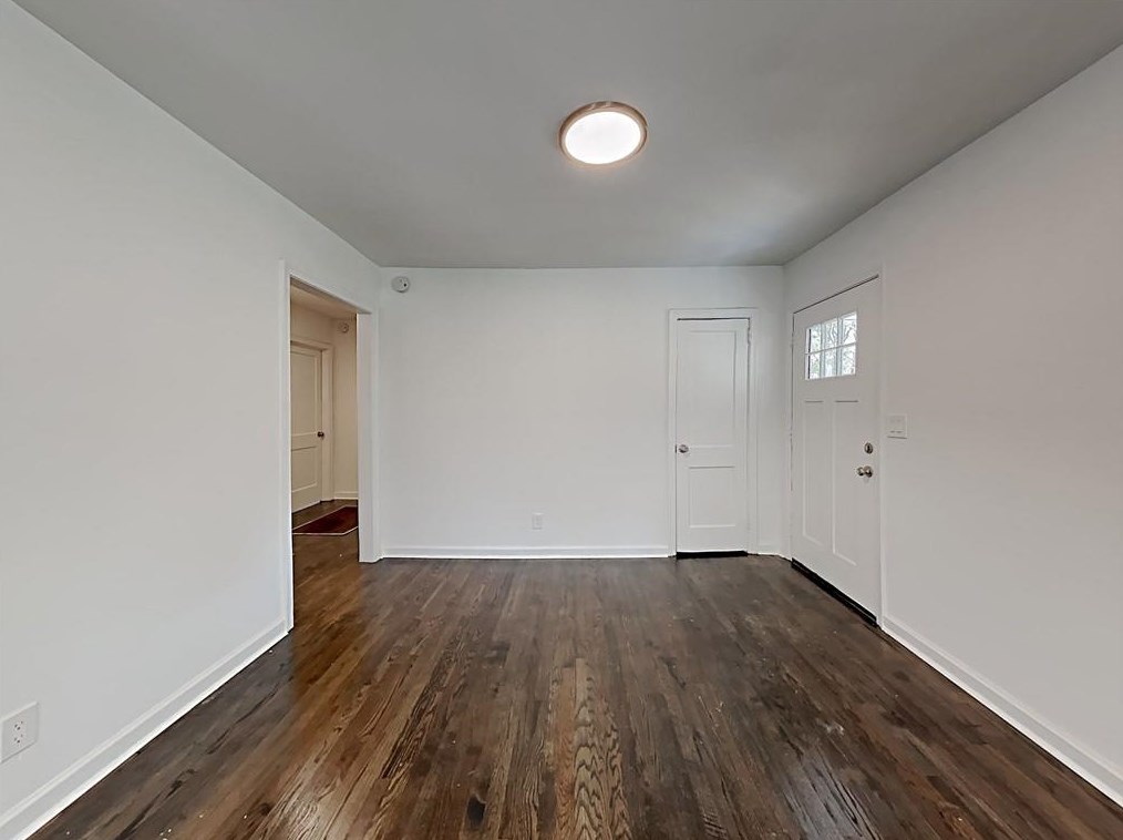 512 Aberdeen Dr, Atlanta GA  30318-6304 exterior