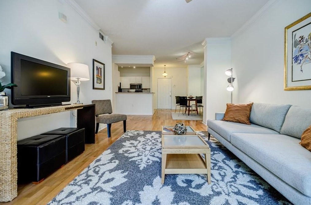 955 Juniper St, Atlanta GA  30309-5123 exterior