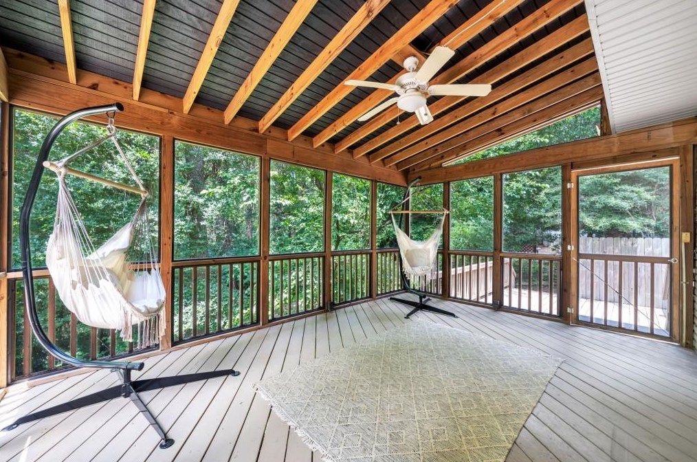 2296 Sherbrooke Dr, Atlanta GA  30345-1933 exterior