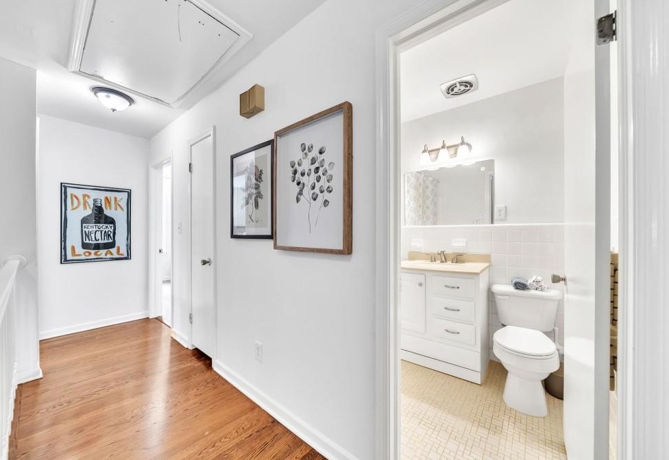 2296 Sherbrooke Dr, Atlanta GA  30345-1933 exterior