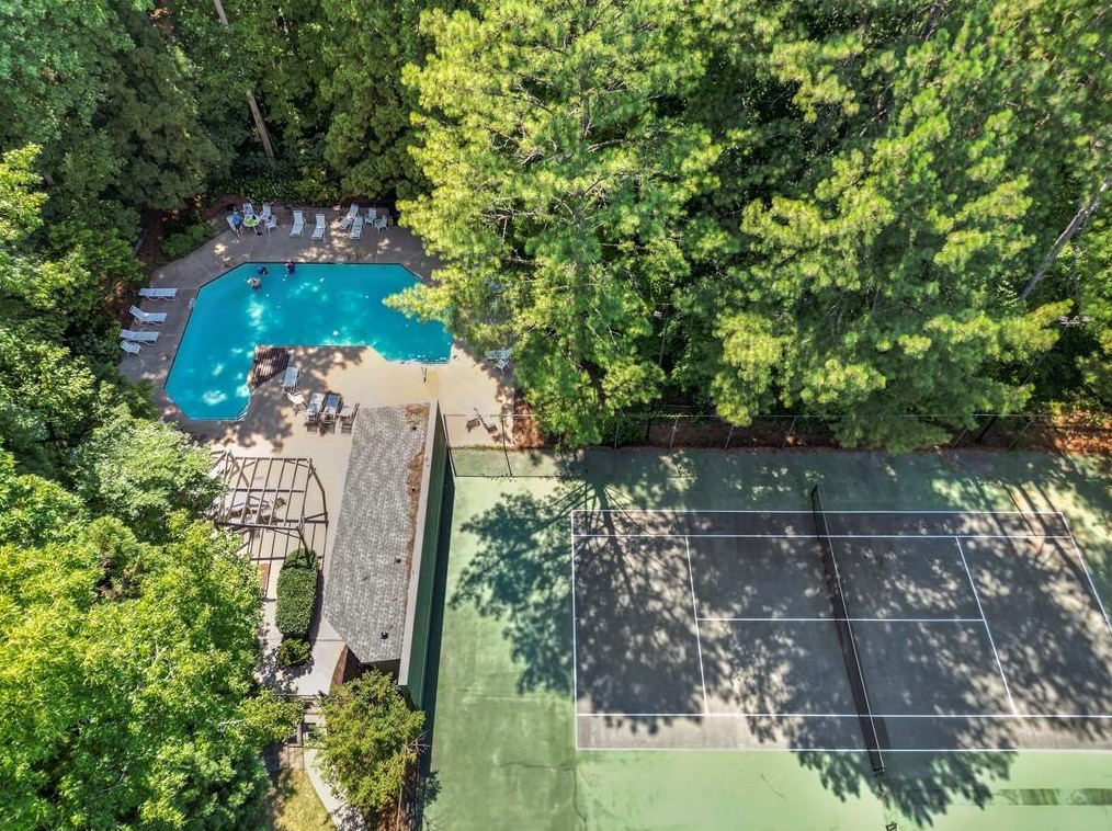 510 Tuxworth Cir, Decatur GA  30033-5618 exterior