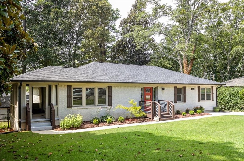 1971 Valencia Rd, Decatur GA  30032-5273 exterior