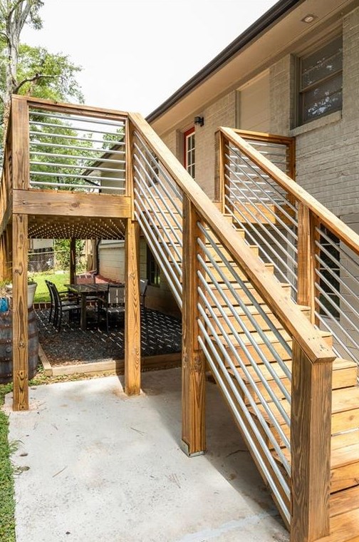 1971 Valencia Rd, Decatur GA  30032-5273 exterior