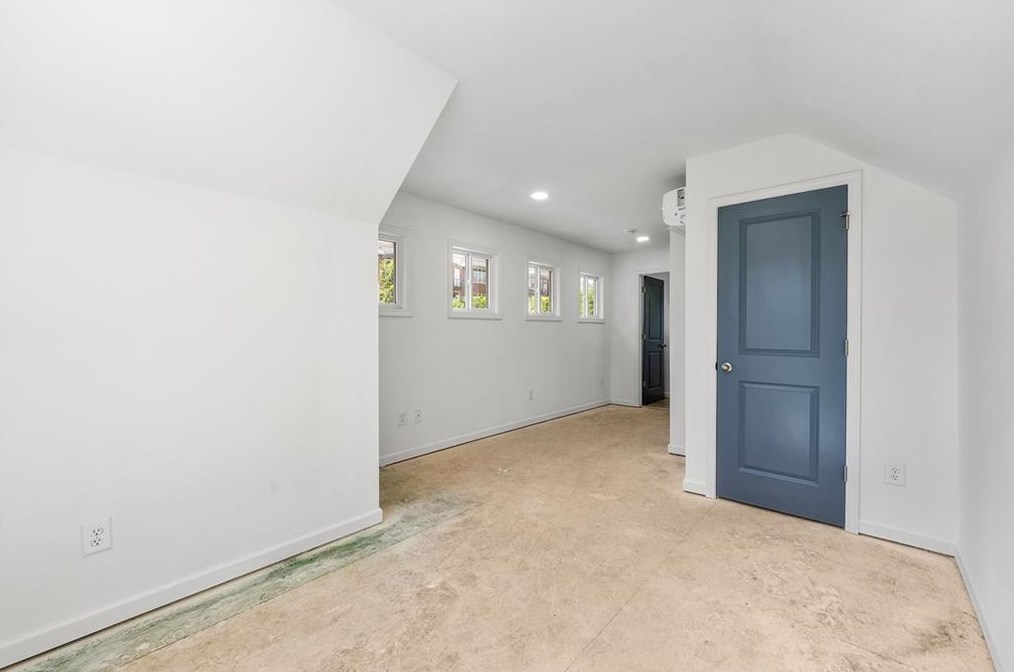 210 Commerce Dr, Decatur GA  30030-1966 exterior