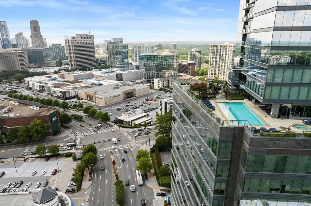 3630 Peachtree Rd, Atlanta GA  30341-2335 exterior