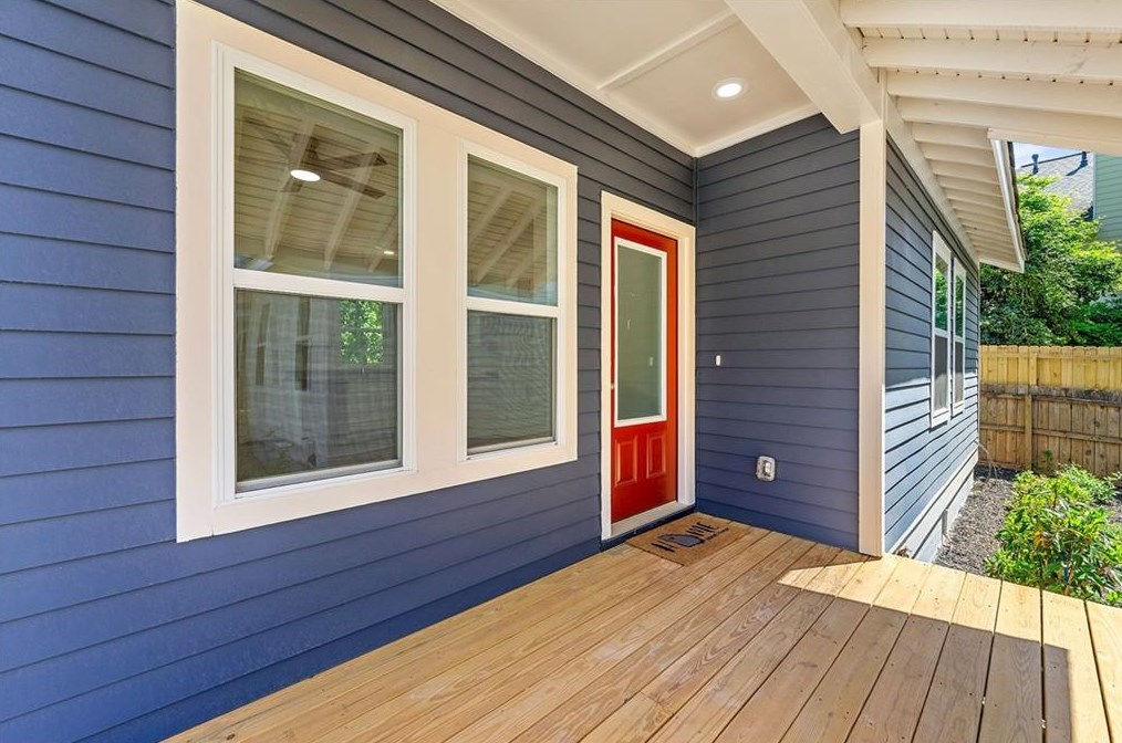 214 Commerce Dr, Decatur GA 30030-1966 exterior