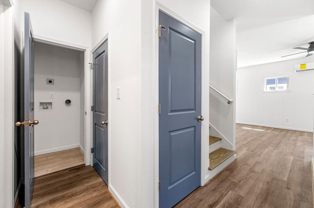 218 Commerce Dr, Decatur GA  30030-1966 exterior