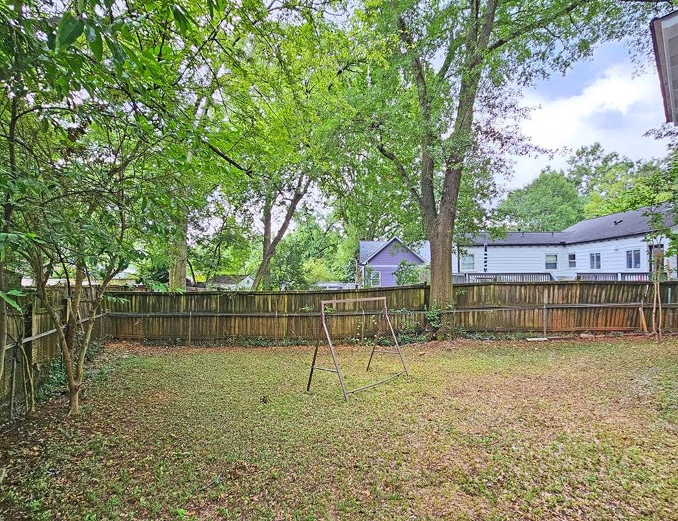 330 Ansley St, Decatur GA 30030-5215 exterior