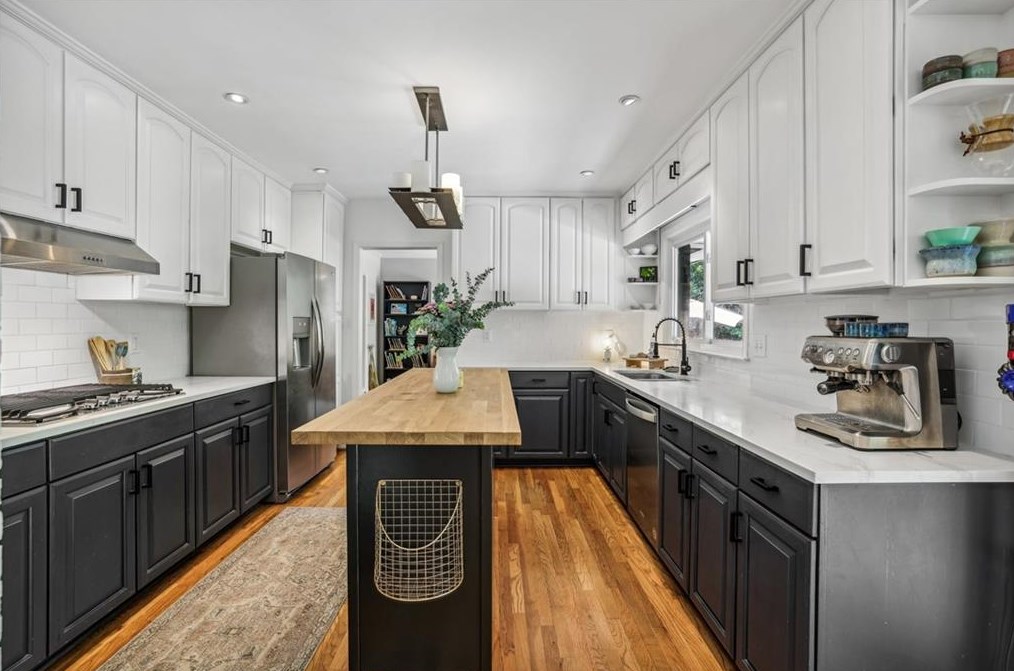 1142 Vistavia Cir, Decatur GA  30033-3418 exterior