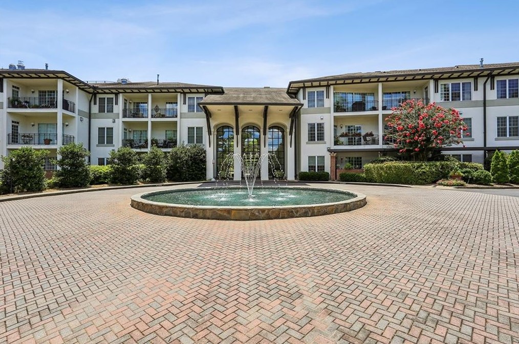 3101 Howell Mill Rd, Atlanta GA  30327-2130 exterior