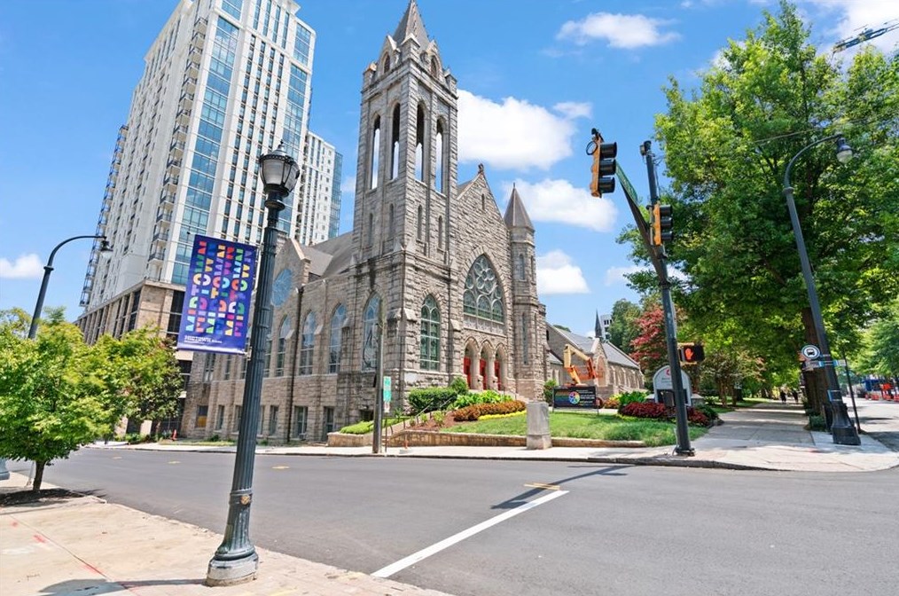 800 Peachtree St, Atlanta GA  30308-1258 exterior