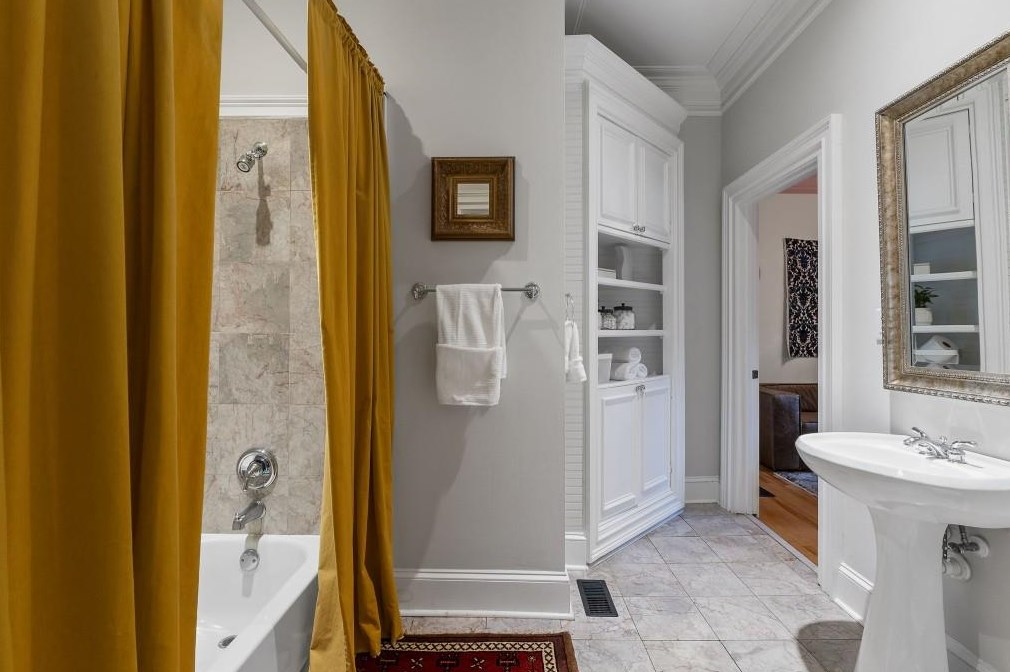 185 Eleanor St, Atlanta GA  30317-2302 exterior