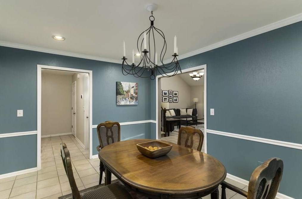 1600 Defoors Walk, Atlanta GA  30318-3012 exterior